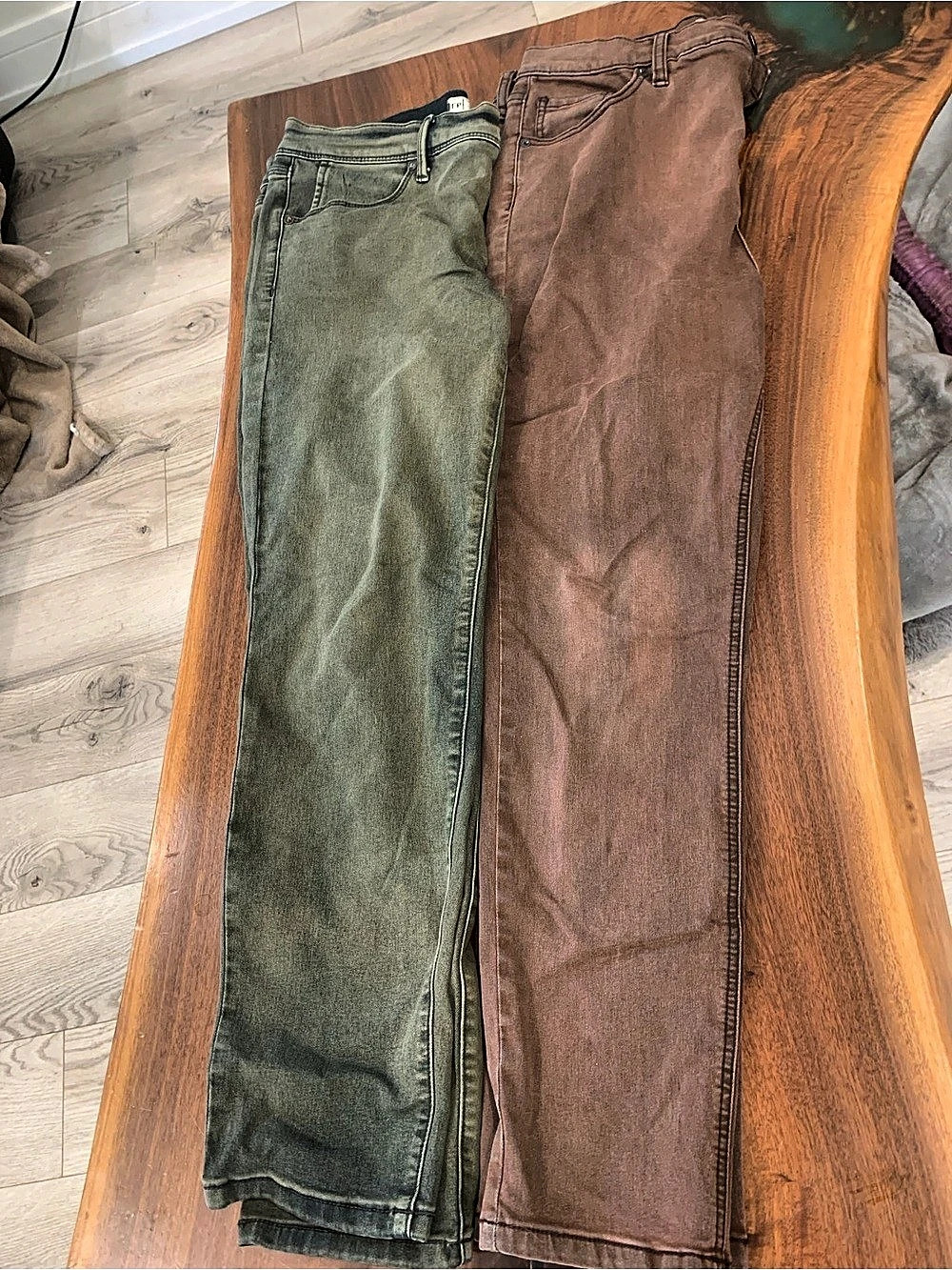 2 Free People Straight Leg Jeans Waist 31 Brown & Green